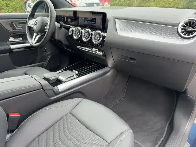 Mercedes-Benz EQA 250