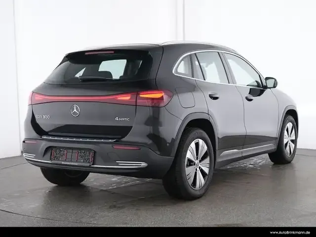 Mercedes-Benz EQA 300
