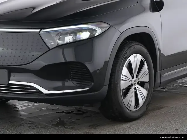 Mercedes-Benz EQA 300