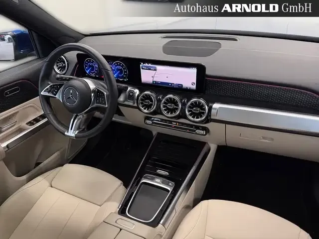 Mercedes-Benz EQB 300