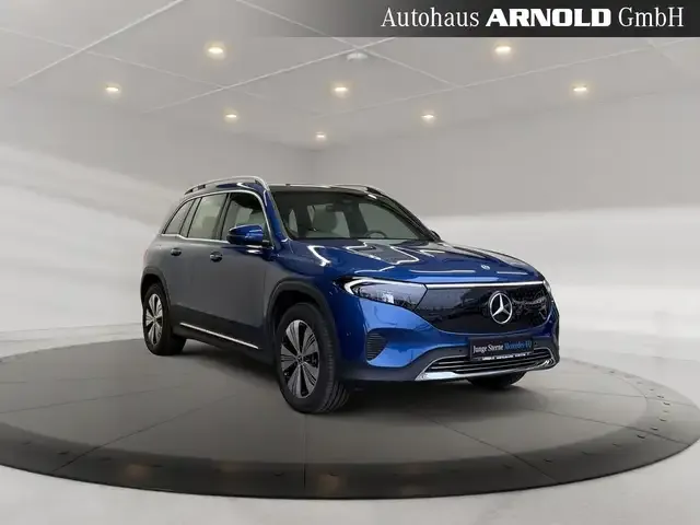 Mercedes-Benz EQB 300