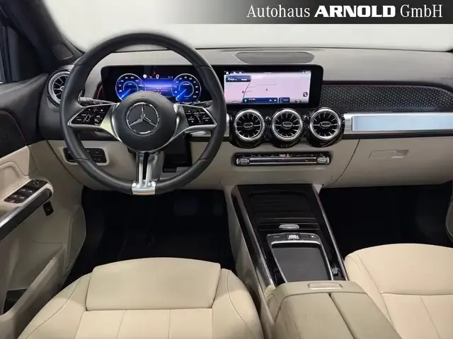 Mercedes-Benz EQB 300