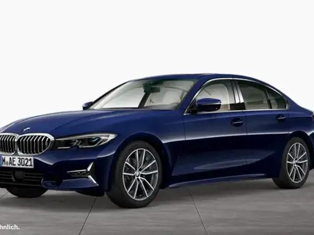 BMW 330