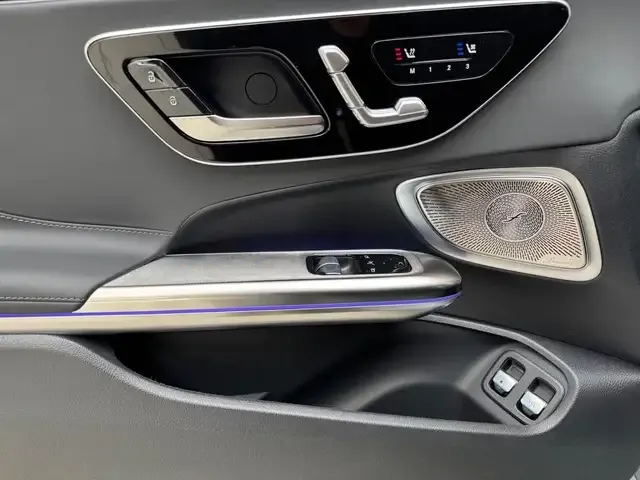 Mercedes-Benz CLE 300