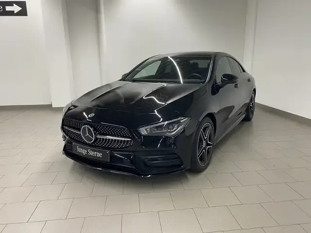 Mercedes-Benz CLA 220