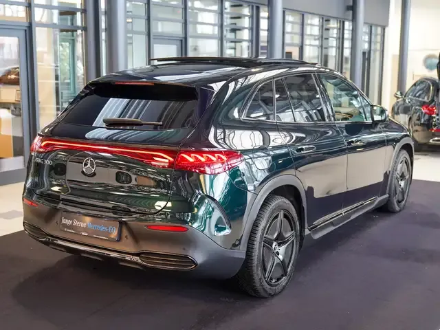 Mercedes-Benz EQE SUV