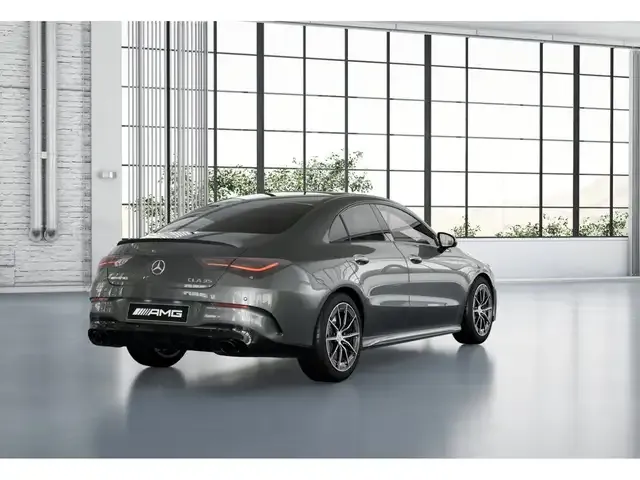 Mercedes-Benz CLA 35 AMG