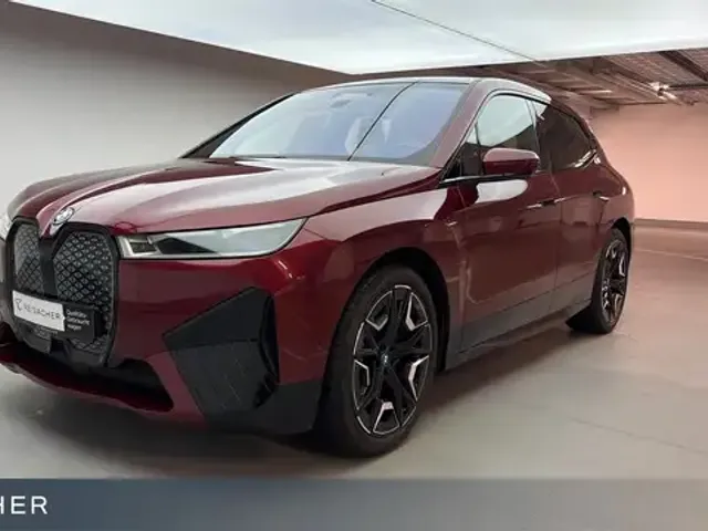 BMW iX