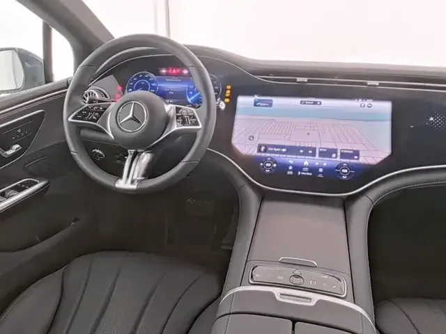 Mercedes-Benz EQE 300