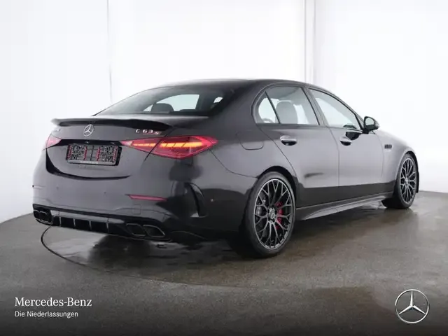 Mercedes-Benz C 63 AMG