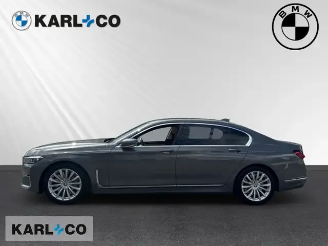 BMW 750