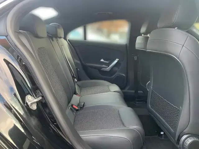 Mercedes-Benz CLA 180