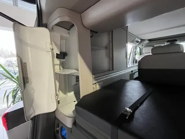 Volkswagen T7 California