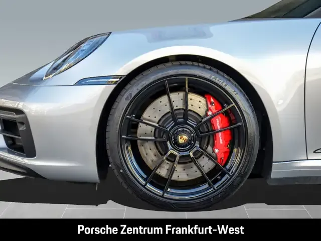 Porsche 992