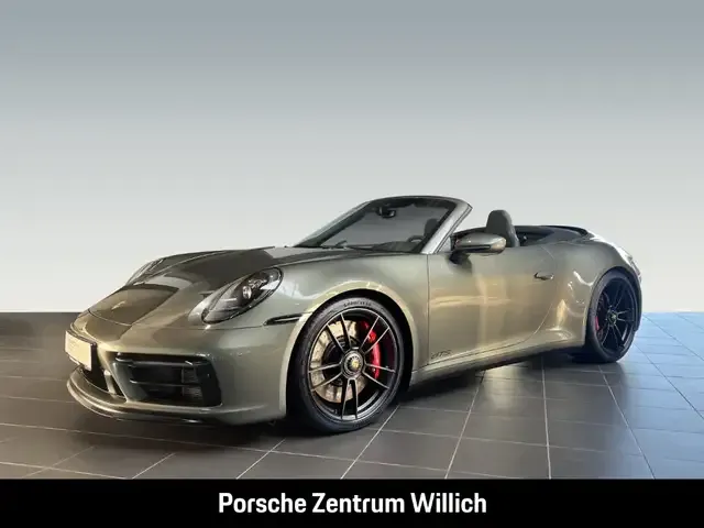 Porsche 992