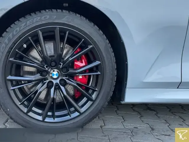 BMW 340