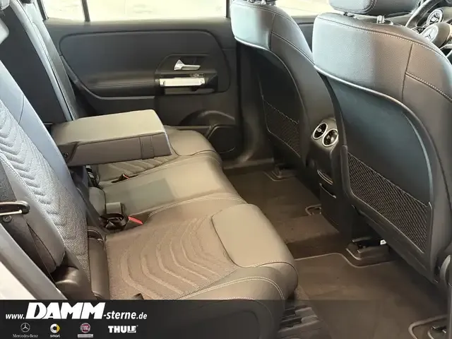 Mercedes-Benz EQB 300