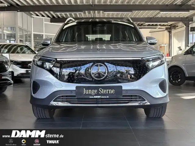 Mercedes-Benz EQB 300