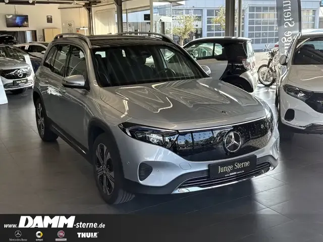 Mercedes-Benz EQB 300