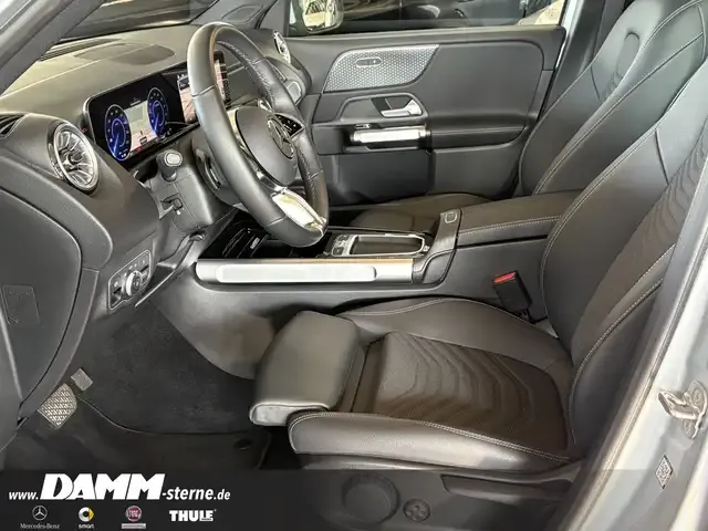 Mercedes-Benz EQB 300