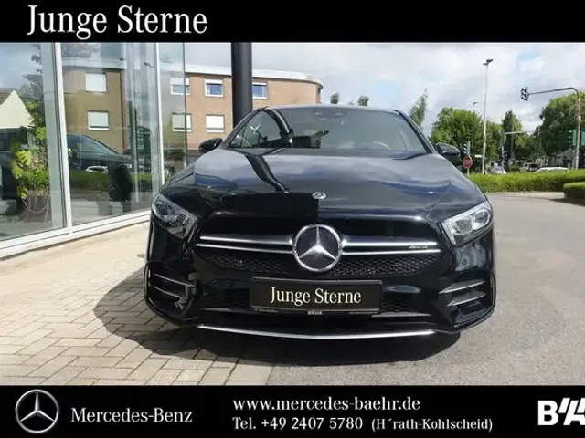 Mercedes-Benz A 35 AMG