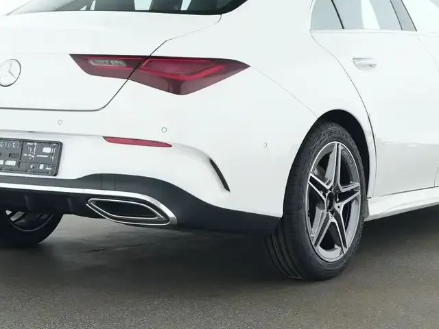Mercedes-Benz CLA 220