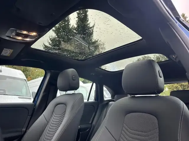 Mercedes-Benz GLA 180