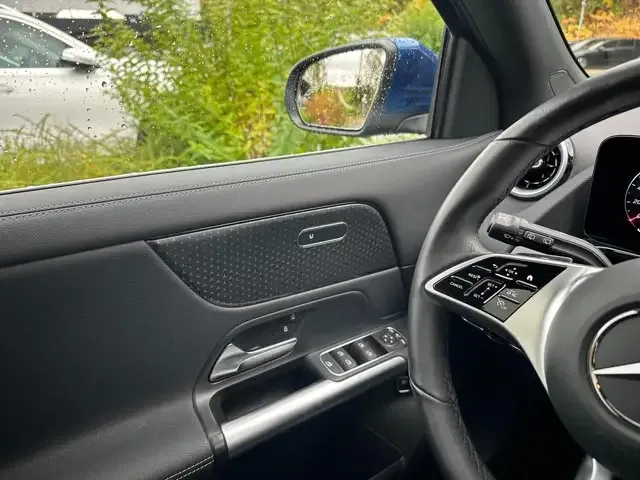 Mercedes-Benz GLA 180
