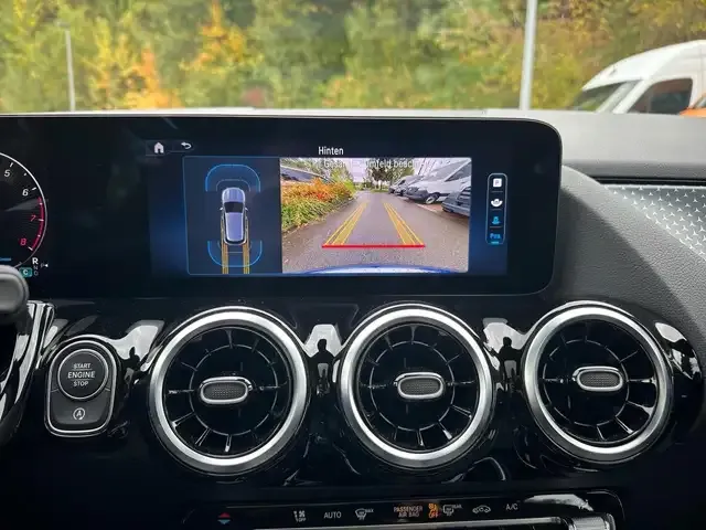Mercedes-Benz GLA 180