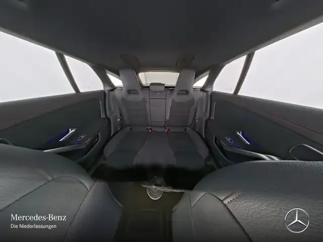 Mercedes-Benz CLA 220