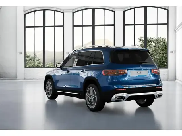 Mercedes-Benz GLB 220