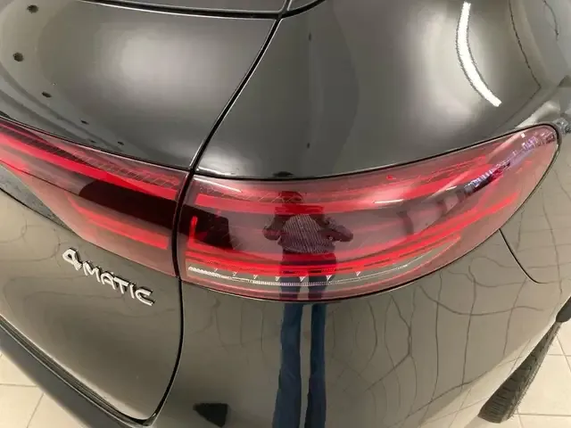 Mercedes-Benz EQC 400