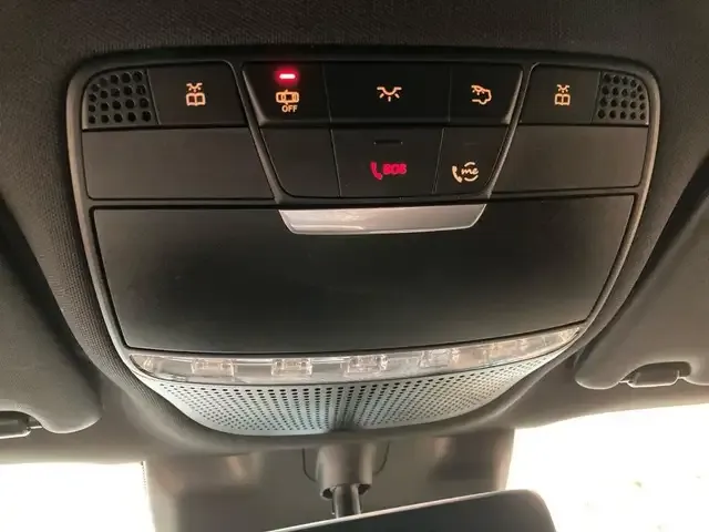 Mercedes-Benz EQC 400