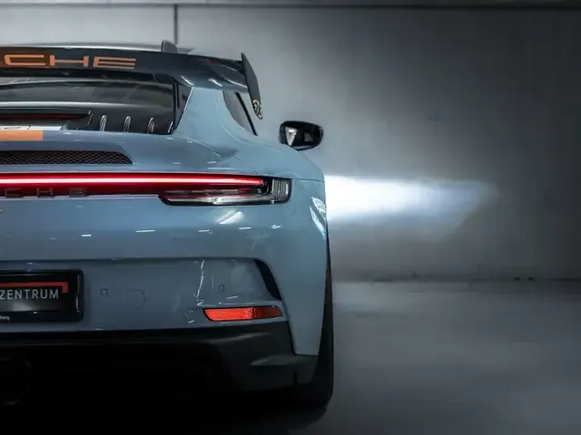Porsche 992