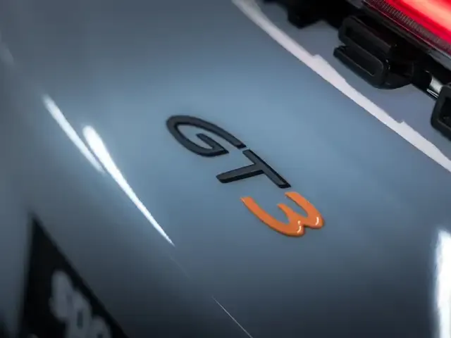 Porsche 992