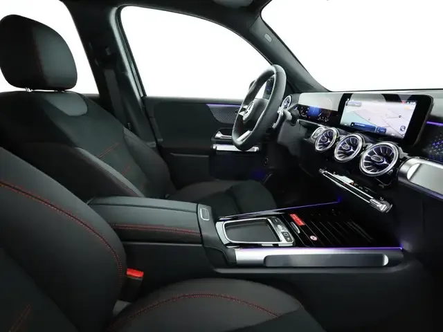 Mercedes-Benz GLB 200