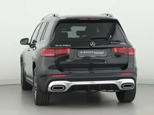 Mercedes-Benz GLB 200