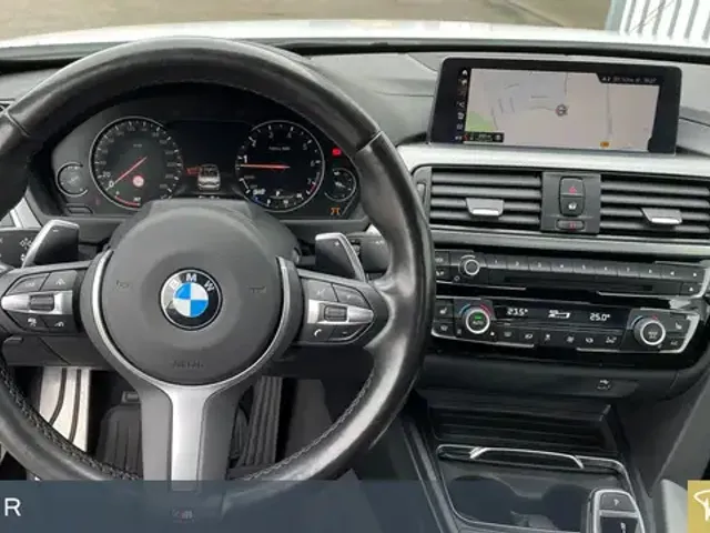 BMW 440