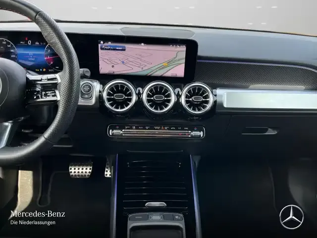 Mercedes-Benz GLB 200
