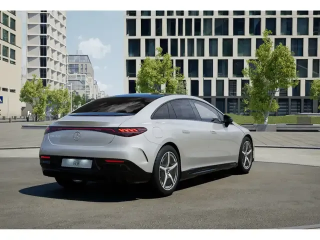 Mercedes-Benz EQE 300