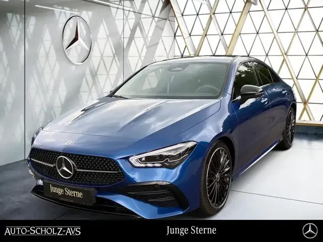 Mercedes-Benz CLA 200