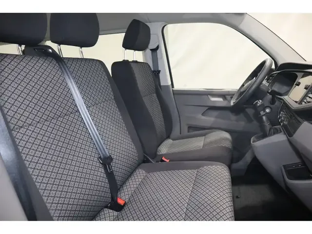 Volkswagen T6.1 Transporter