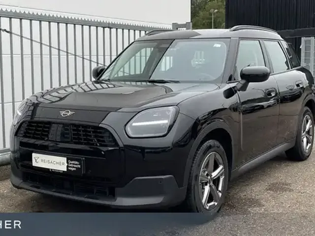 MINI One Countryman