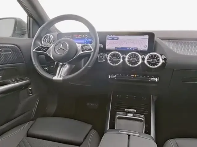 Mercedes-Benz EQA 250