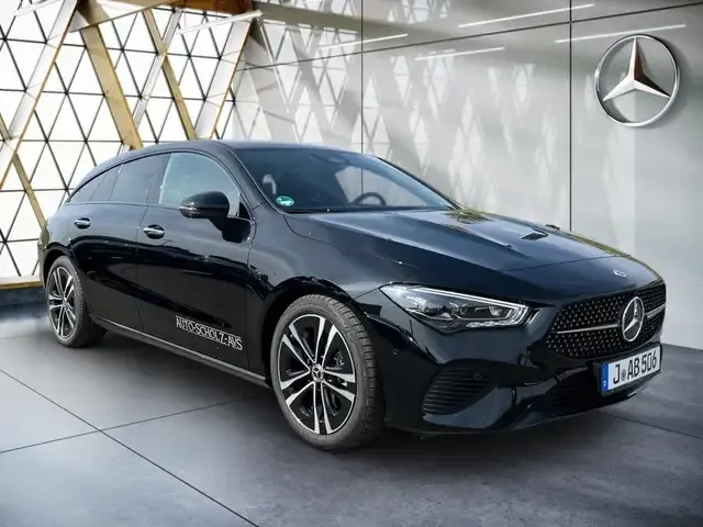 Mercedes-Benz CLA 180