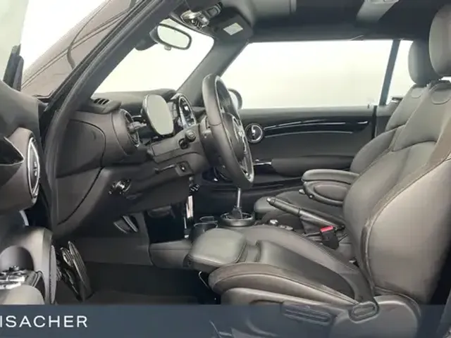 MINI John Cooper Works Cabrio