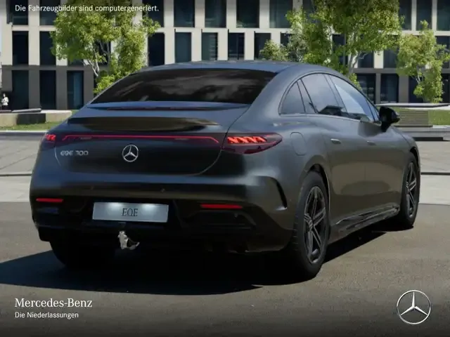Mercedes-Benz EQE 300