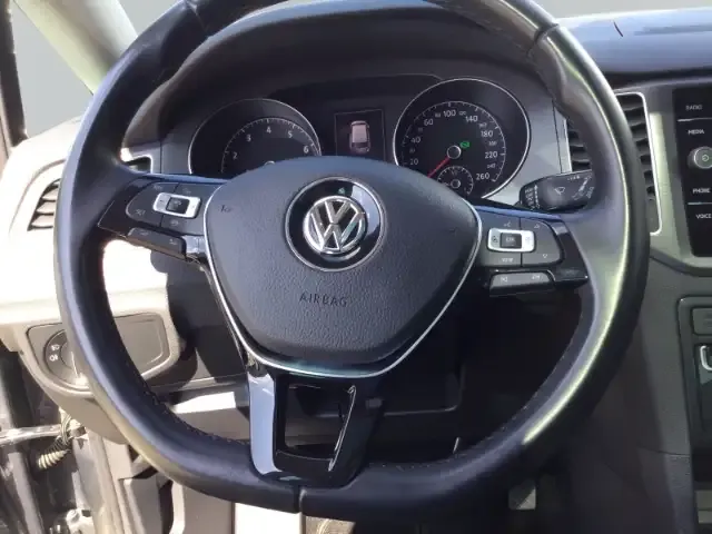 Volkswagen Golf Sportsvan