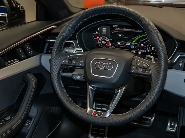Audi RS4