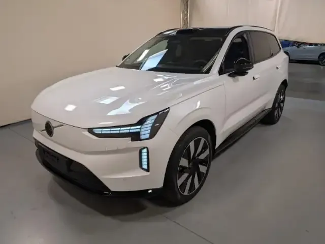 Volvo EX90